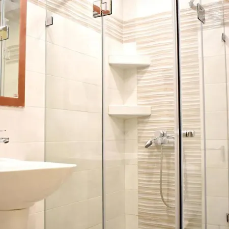 Apartment Manolika 4 *